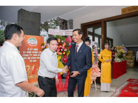 Lễ kỷ niệm 24 năm thành lập Công ty TNHH MTV Suất Ăn Công Nghiệp Tú Anh