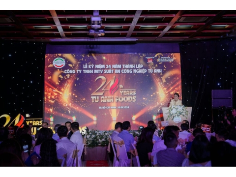 Hình ảnh và sảnh tiệc tại lễ kỷ niệm 24 năm thành lập công ty