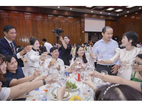 Lễ kỷ niệm 24 năm thành lập Công ty TNHH MTV Suất Ăn Công Nghiệp Tú Anh