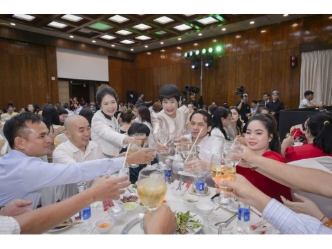 Lễ kỷ niệm 24 năm thành lập Công ty TNHH MTV Suất Ăn Công Nghiệp Tú Anh