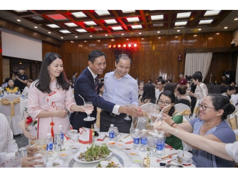 Hình ảnh và sảnh tiệc tại lễ kỷ niệm 24 năm thành lập công ty