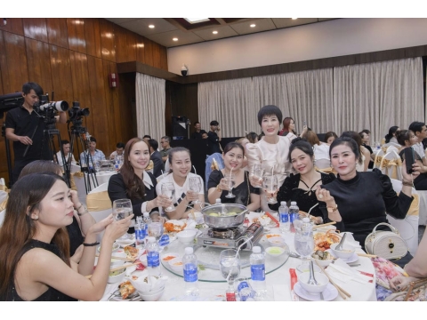Hình ảnh và sảnh tiệc tại lễ kỷ niệm 24 năm thành lập công ty