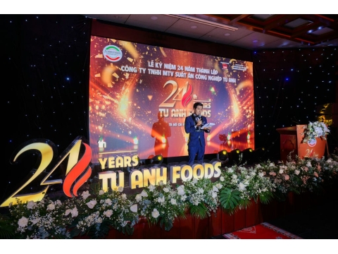 Hình ảnh và sảnh tiệc tại lễ kỷ niệm 24 năm thành lập công ty