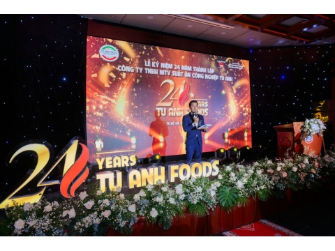 Hình ảnh và sảnh tiệc tại lễ kỷ niệm 24 năm thành lập công ty