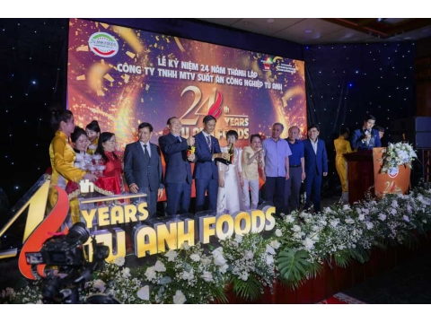 Lễ kỷ niệm 24 năm thành lập Công ty TNHH MTV Suất Ăn Công Nghiệp Tú Anh