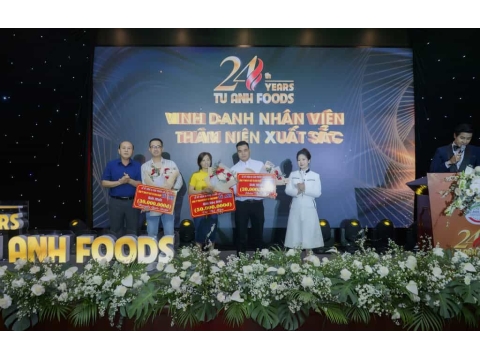 Lễ kỷ niệm 24 năm thành lập Công ty TNHH MTV Suất Ăn Công Nghiệp Tú Anh