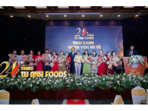 Hình ảnh và sảnh tiệc tại lễ kỷ niệm 24 năm thành lập công ty