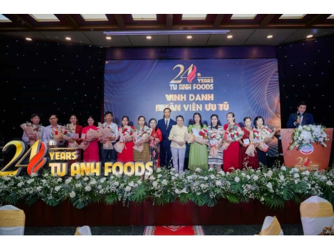 Lễ kỷ niệm 24 năm thành lập Công ty TNHH MTV Suất Ăn Công Nghiệp Tú Anh