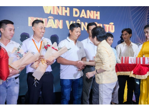 Hình ảnh và sảnh tiệc tại lễ kỷ niệm 24 năm thành lập công ty