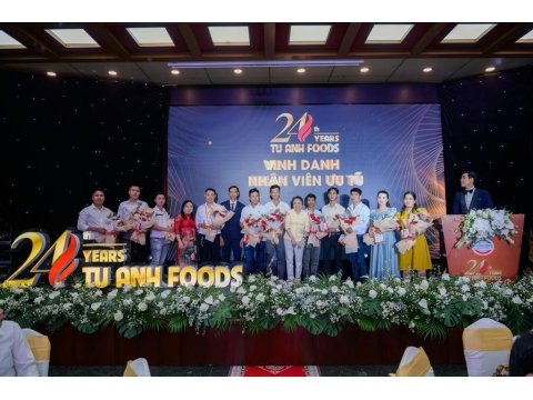 Hình ảnh và sảnh tiệc tại lễ kỷ niệm 24 năm thành lập công ty