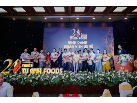 Lễ kỷ niệm 24 năm thành lập Công ty TNHH MTV Suất Ăn Công Nghiệp Tú Anh