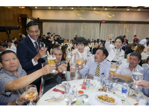 Hình ảnh và sảnh tiệc tại lễ kỷ niệm 24 năm thành lập công ty