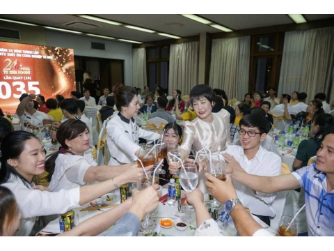 Lễ kỷ niệm 24 năm thành lập Công ty TNHH MTV Suất Ăn Công Nghiệp Tú Anh